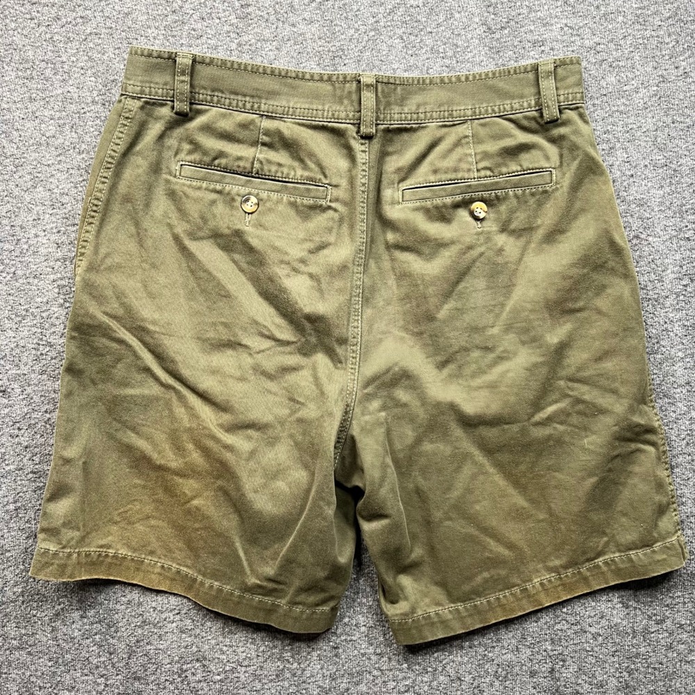 Eddie Bauer Shorts Mens 32 Olive Green Chino Cotton Twill Casual Outdoor - Picture 2 of 13